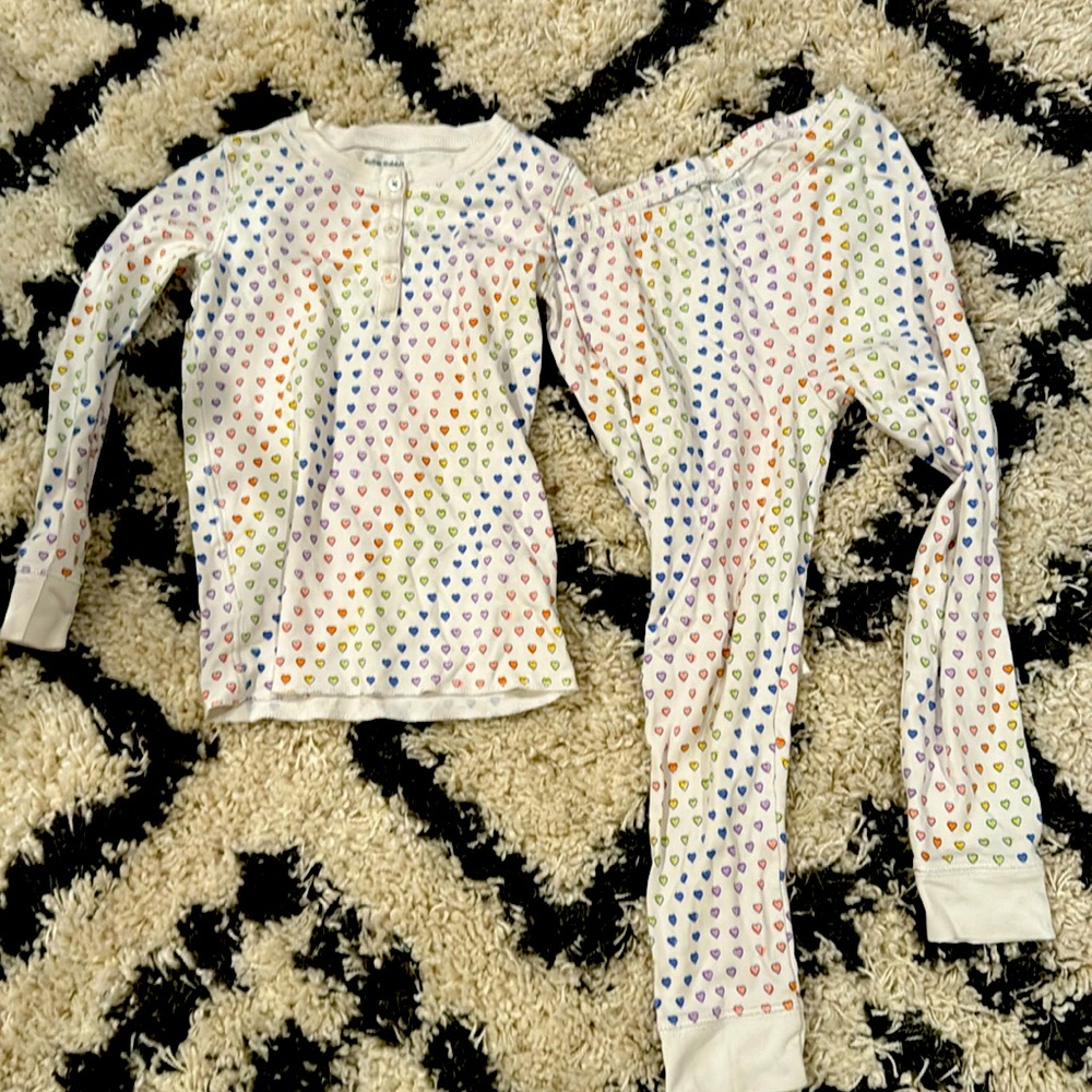 Roller Rabbit Pajamas Kids size 8 Rainbow Hearts
